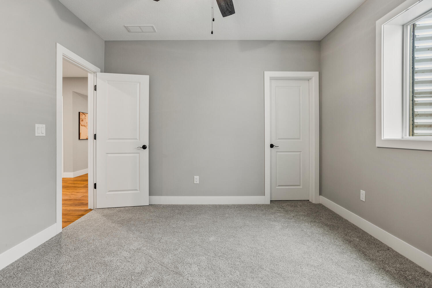 5016 Trey Boulevard Champaign, IL 61822 - Photo 33 of 38 an empty room with windows