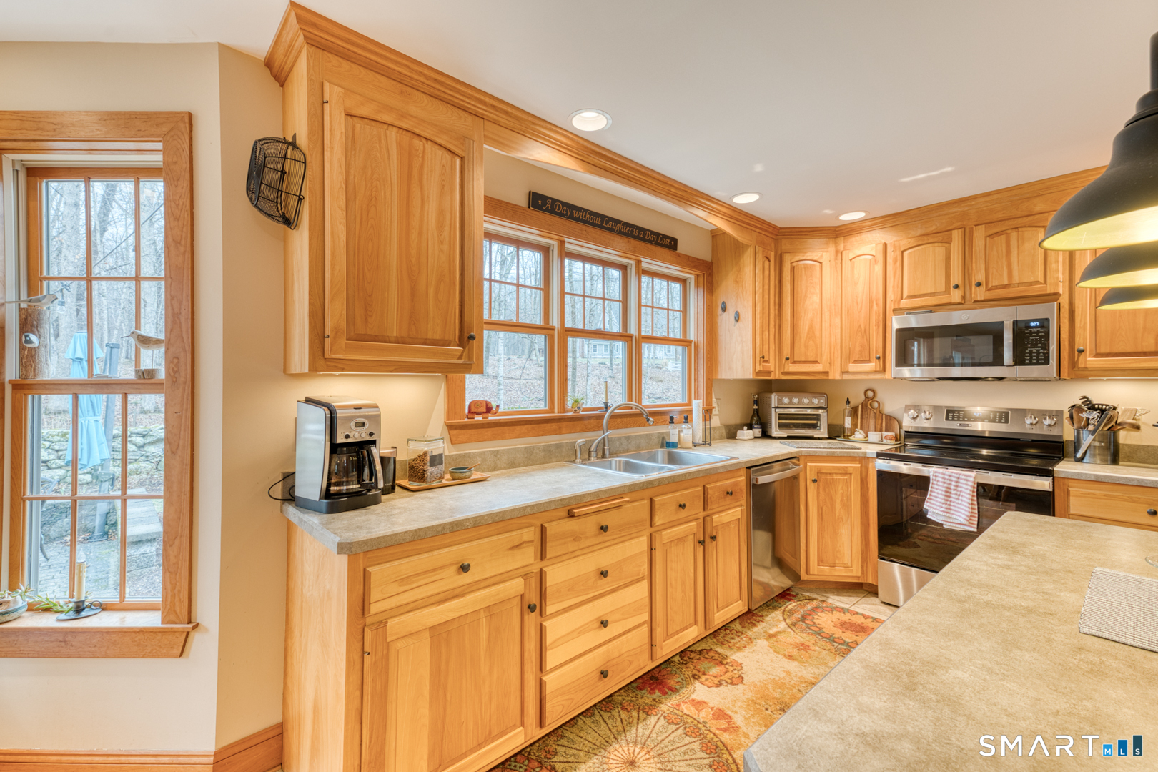 153 Mansfield Road Ashford, CT 06278 - Photo 11 of 39