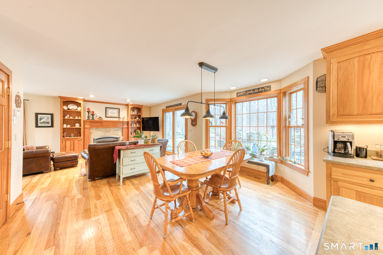 153 Mansfield Road Ashford, CT 06278 - Photo 9 of 39