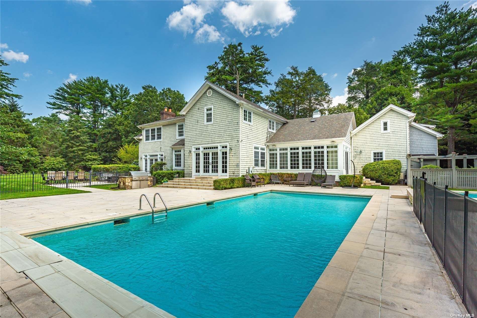 2 Guys Lane, Old Westbury, NY 11568 Compass