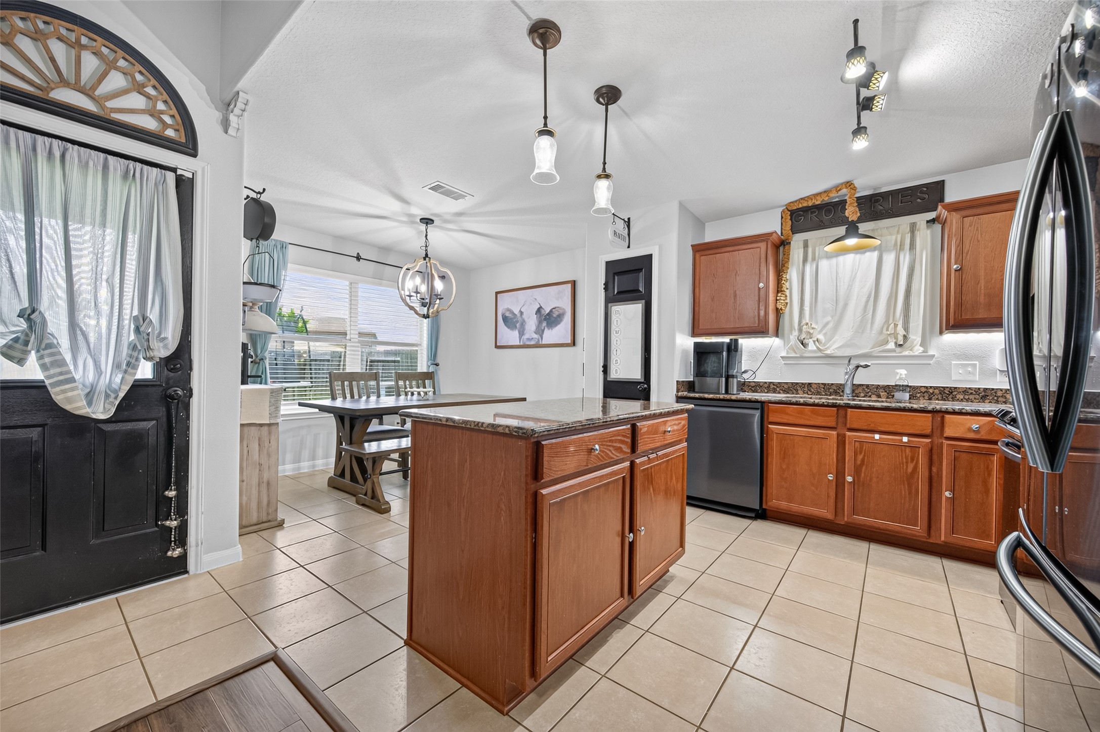902 Marigold Road Baytown, TX 77521 - Photo 13 of 43