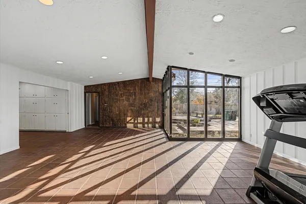 $2,900 | 9107 Timberside Drive, Houston, TX 77025