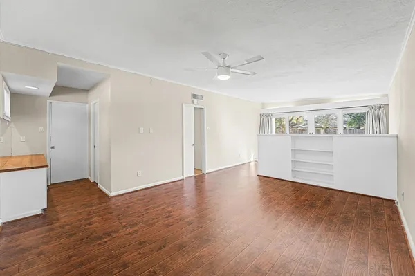 $2,900 | 9107 Timberside Drive, Houston, TX 77025