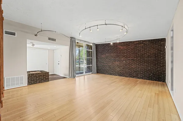 $2,900 | 9107 Timberside Drive, Houston, TX 77025