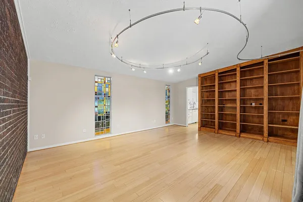 $2,900 | 9107 Timberside Drive, Houston, TX 77025