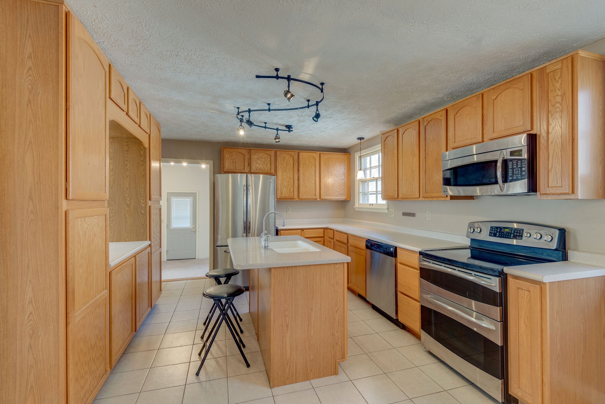 115 Nottingham Road Dickson, TN 37055 - Photo 8 of 26 Gallery Image 8