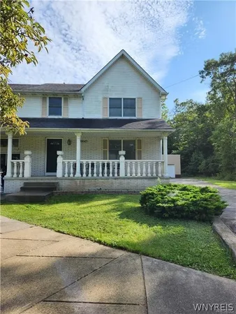 $2,200 | 8845 County, East Amherst, NY 14051