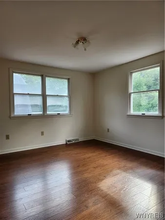 $2,200 | 8845 County, East Amherst, NY 14051