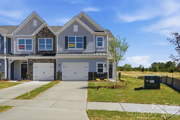 $429,900 | 426 Blythe Townhome Lane, Waxhaw, NC 28173