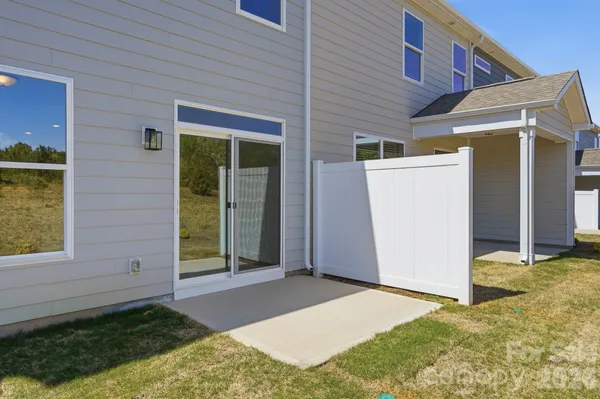 $429,900 | 426 Blythe Townhome Lane, Waxhaw, NC 28173