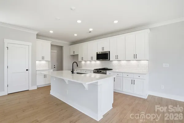 $429,900 | 426 Blythe Townhome Lane, Waxhaw, NC 28173