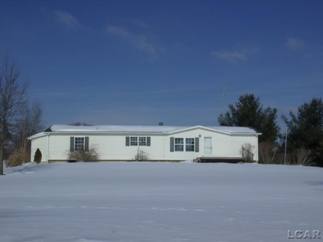 2100 Laberdee Road Adrian, MI 49221 - Photo 1 of 13 31233684.JPG