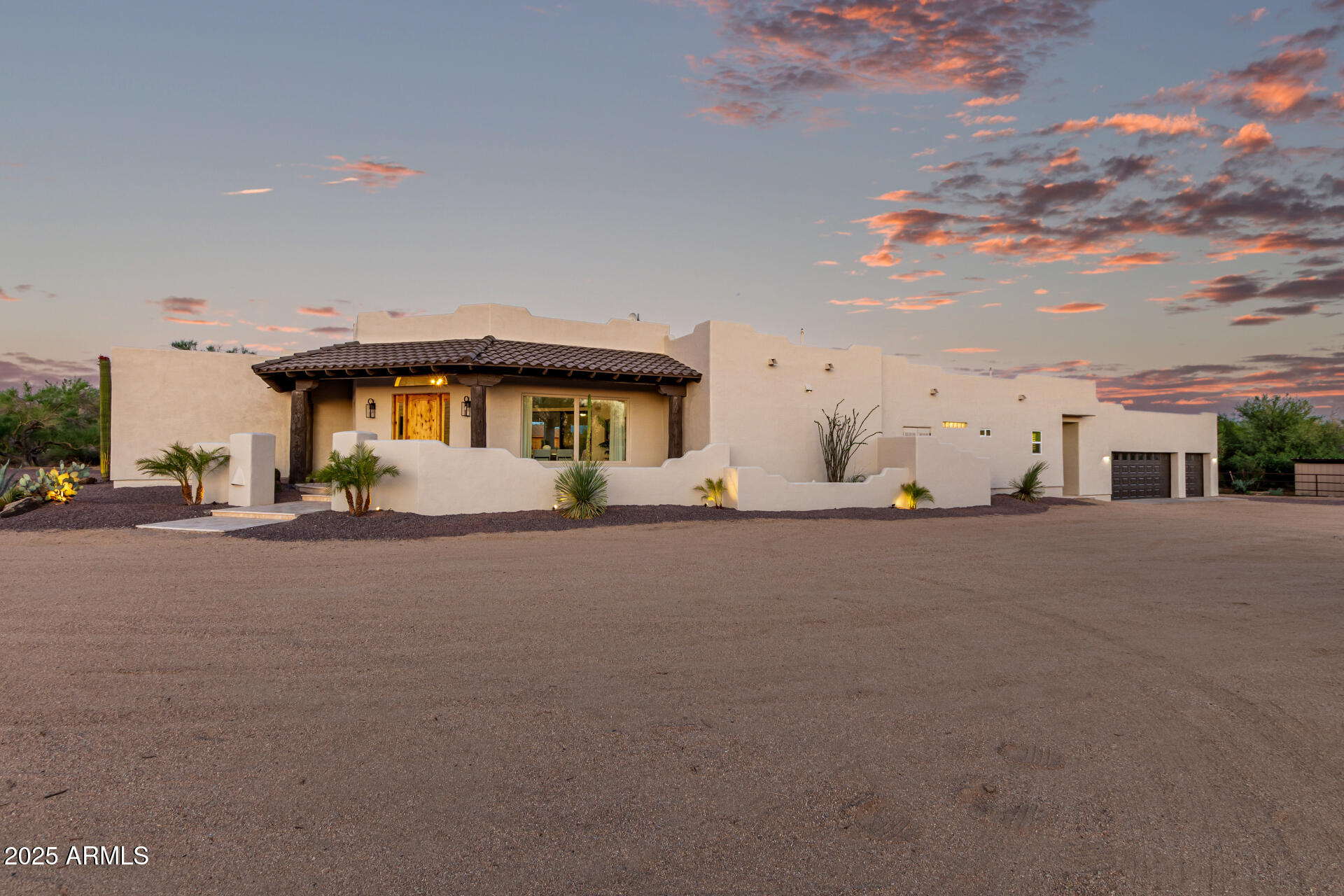 6735 East Dove Valley Road Cave Creek, AZ 85331 - Photo 5 of 58 5 - Dove Valley