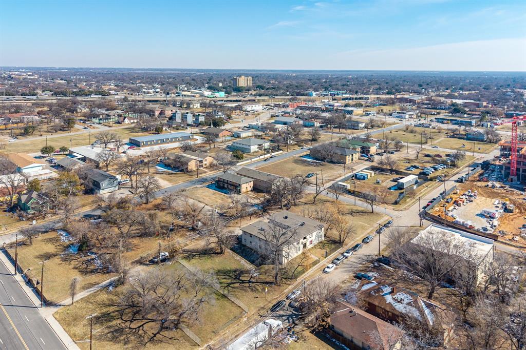 2718 Cleveland Street Dallas, TX 75215 - Photo 7 of 20