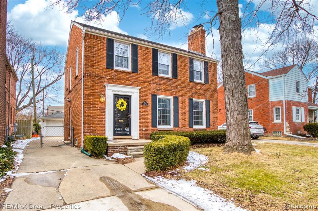 469 Moran Road Grosse Pointe, MI 48236 - Photo 1 of 28