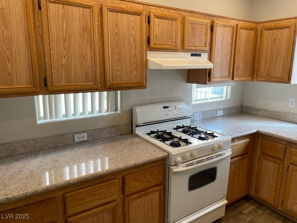 8218 West Sierra Cascade Court Las Vegas, NV 89117 - Photo 4 of 23