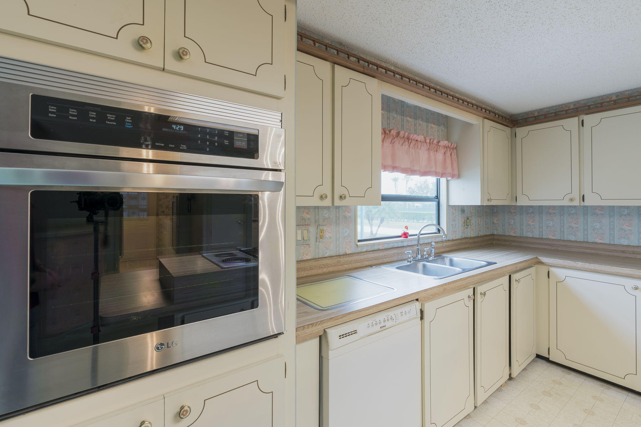 2791 Southwest Pontiac Place Stuart, FL 34997 - Photo 18 of 58 28-web-or-mls-iPixx_01_19