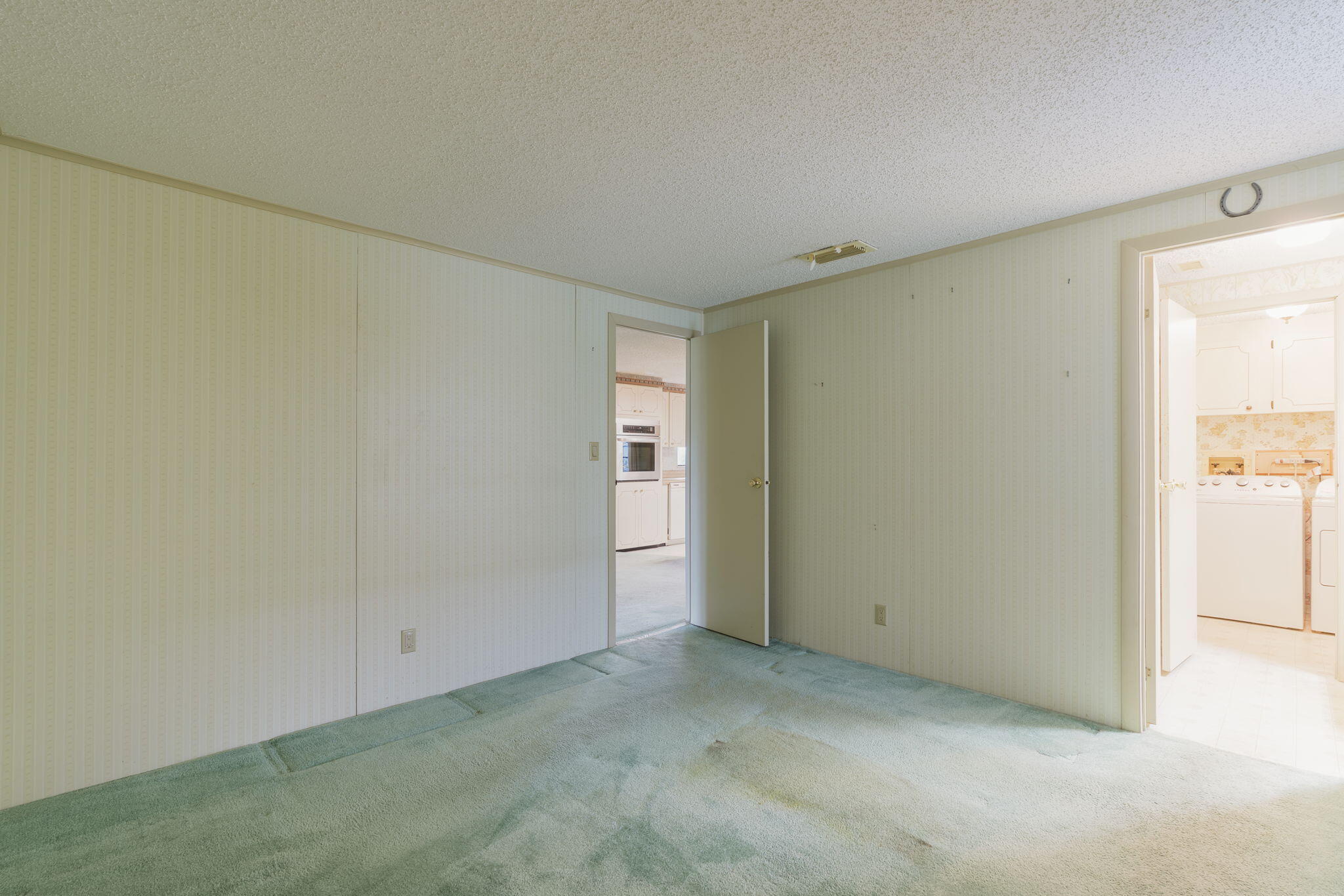 2791 Southwest Pontiac Place Stuart, FL 34997 - Photo 31 of 58 52-web-or-mls-iPixx_01_43