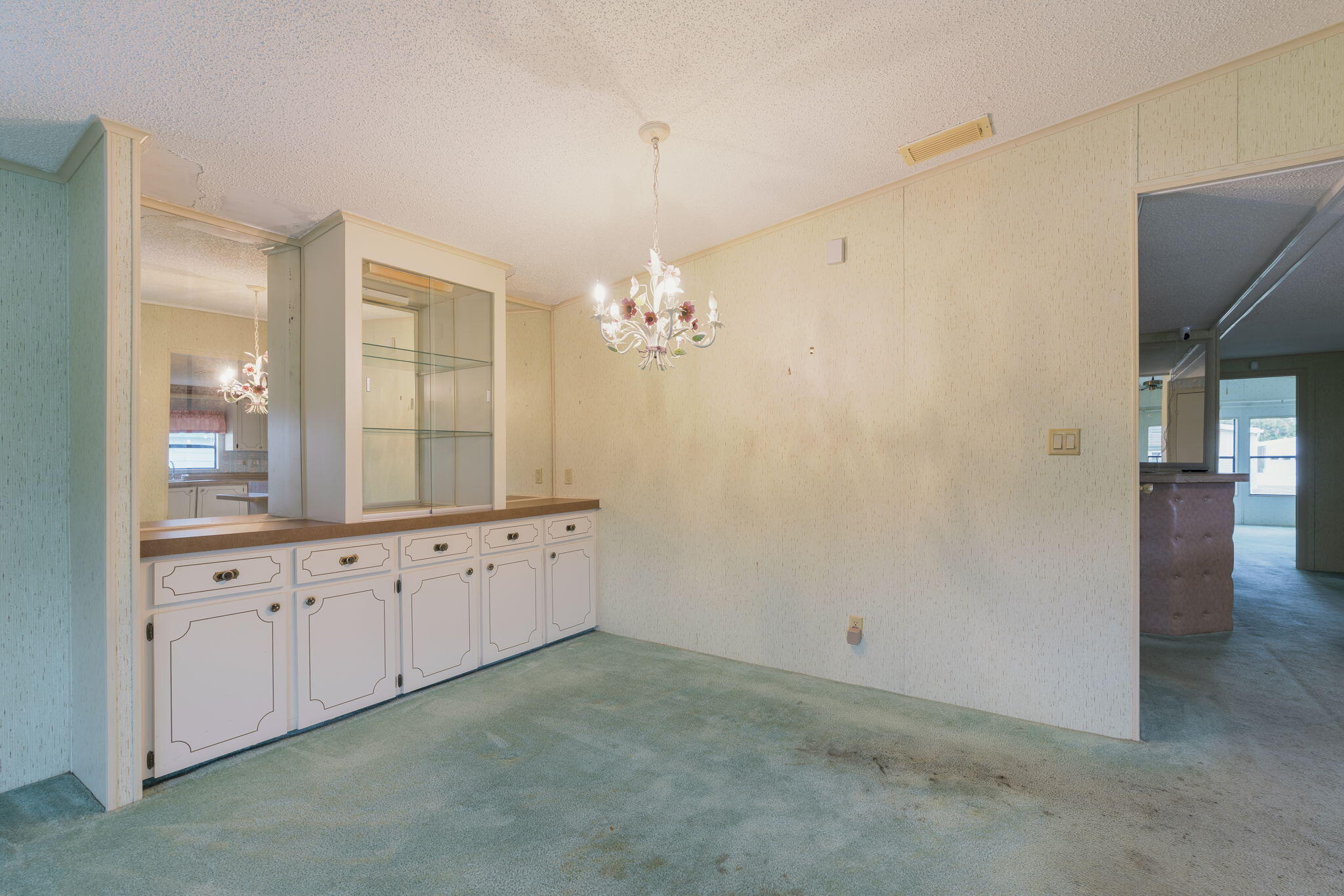 2791 Southwest Pontiac Place Stuart, FL 34997 - Photo 9 of 58 15-web-or-mls-iPixx_01_6