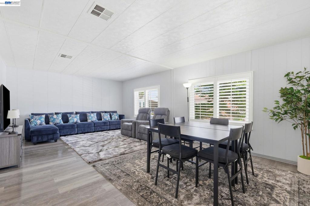 29143 Colorado Road Hayward, CA 94544 - Photo 4 of 36