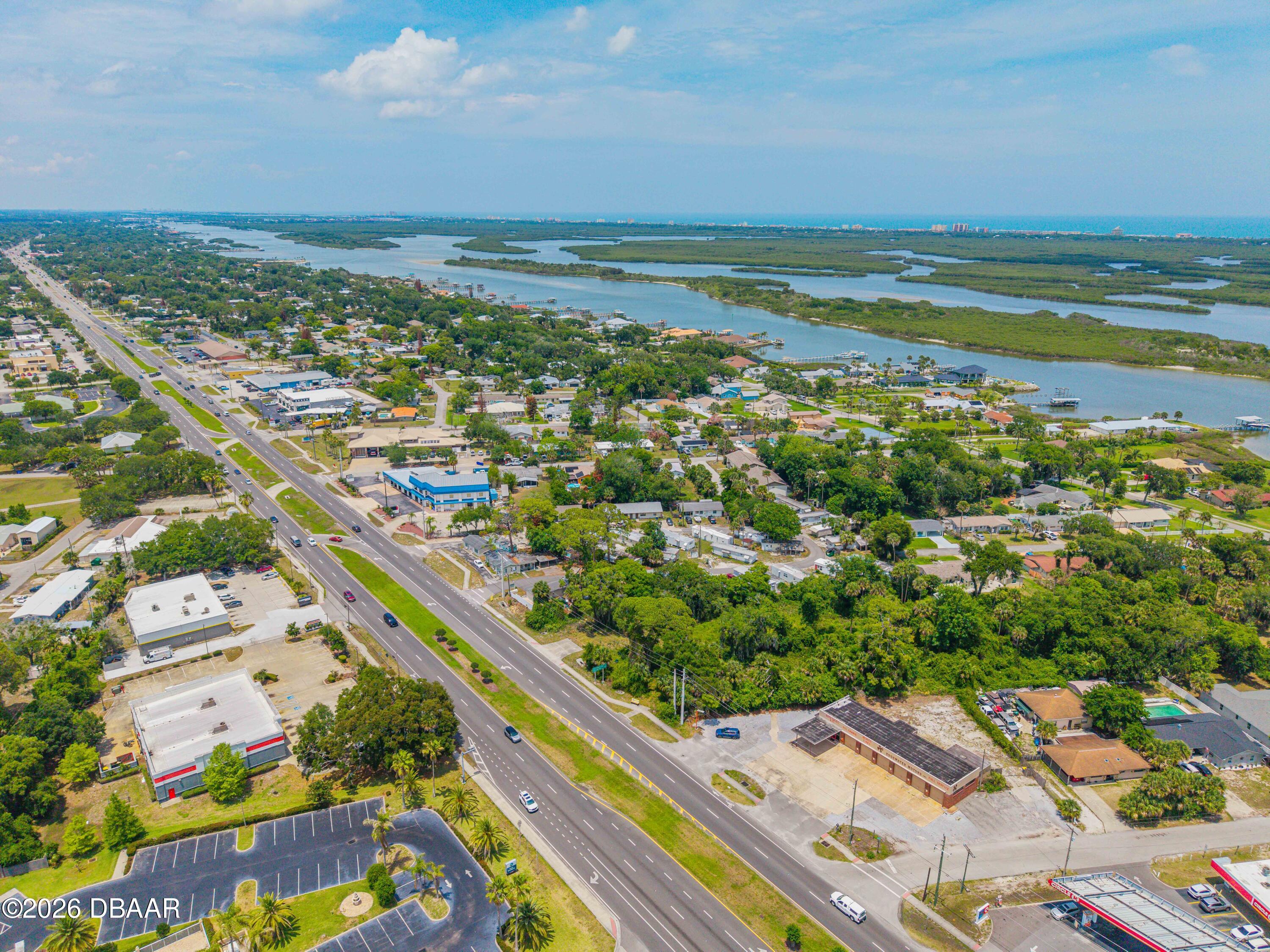 1711 South Ridgewood Avenue Edgewater, FL 32132 - Photo 7 of 10 a view of city and ocean