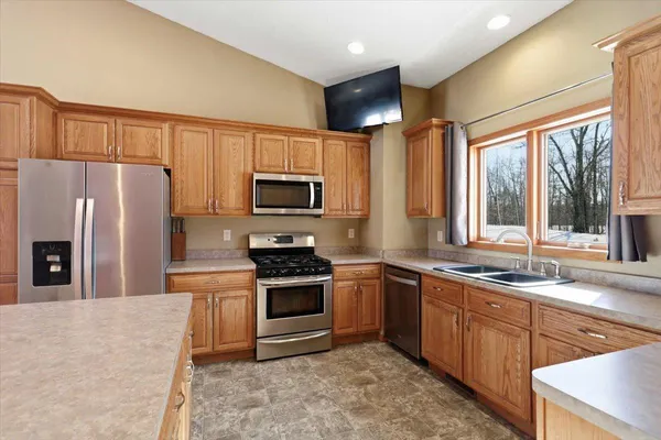 $529,900 | 1804 290th Avenue, Mora, MN 55051