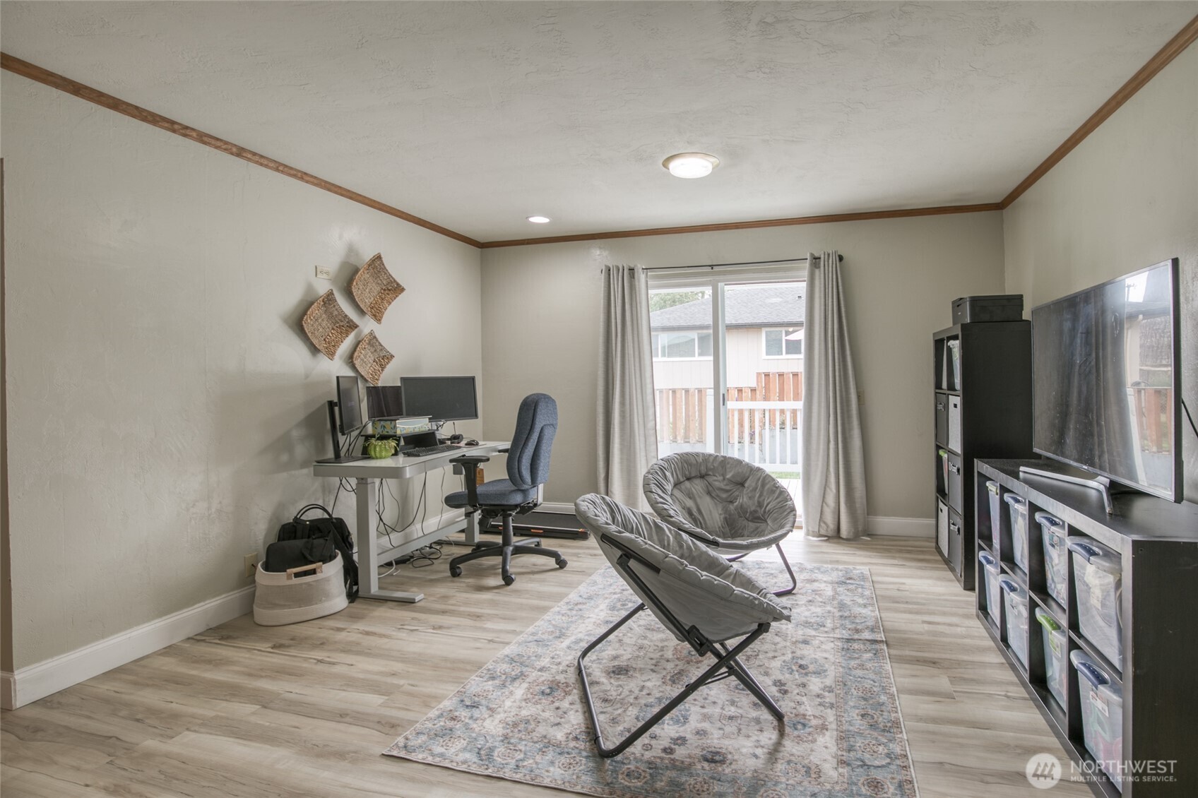 218 Holly Lane Cosmopolis, WA 98537 - Photo 15 of 30 a room with gym equipment and a window