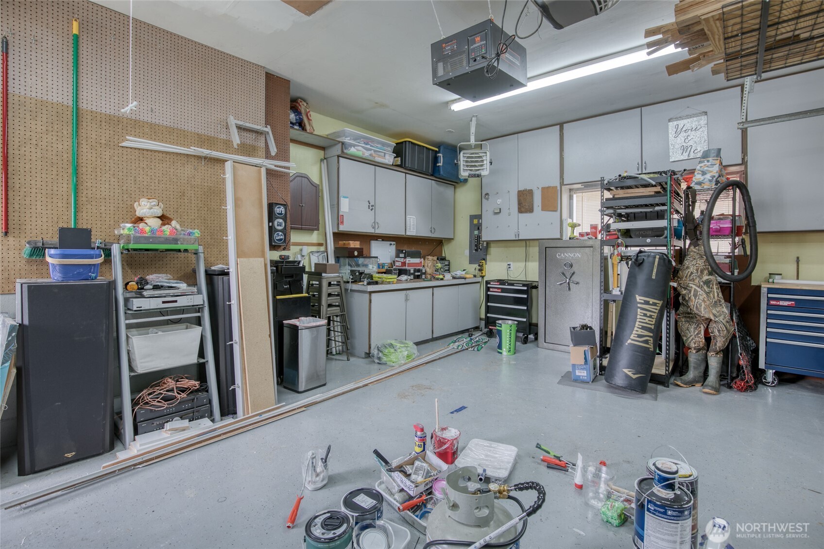 218 Holly Lane Cosmopolis, WA 98537 - Photo 29 of 30 a kitchen with granite countertop a refrigerator and a sink