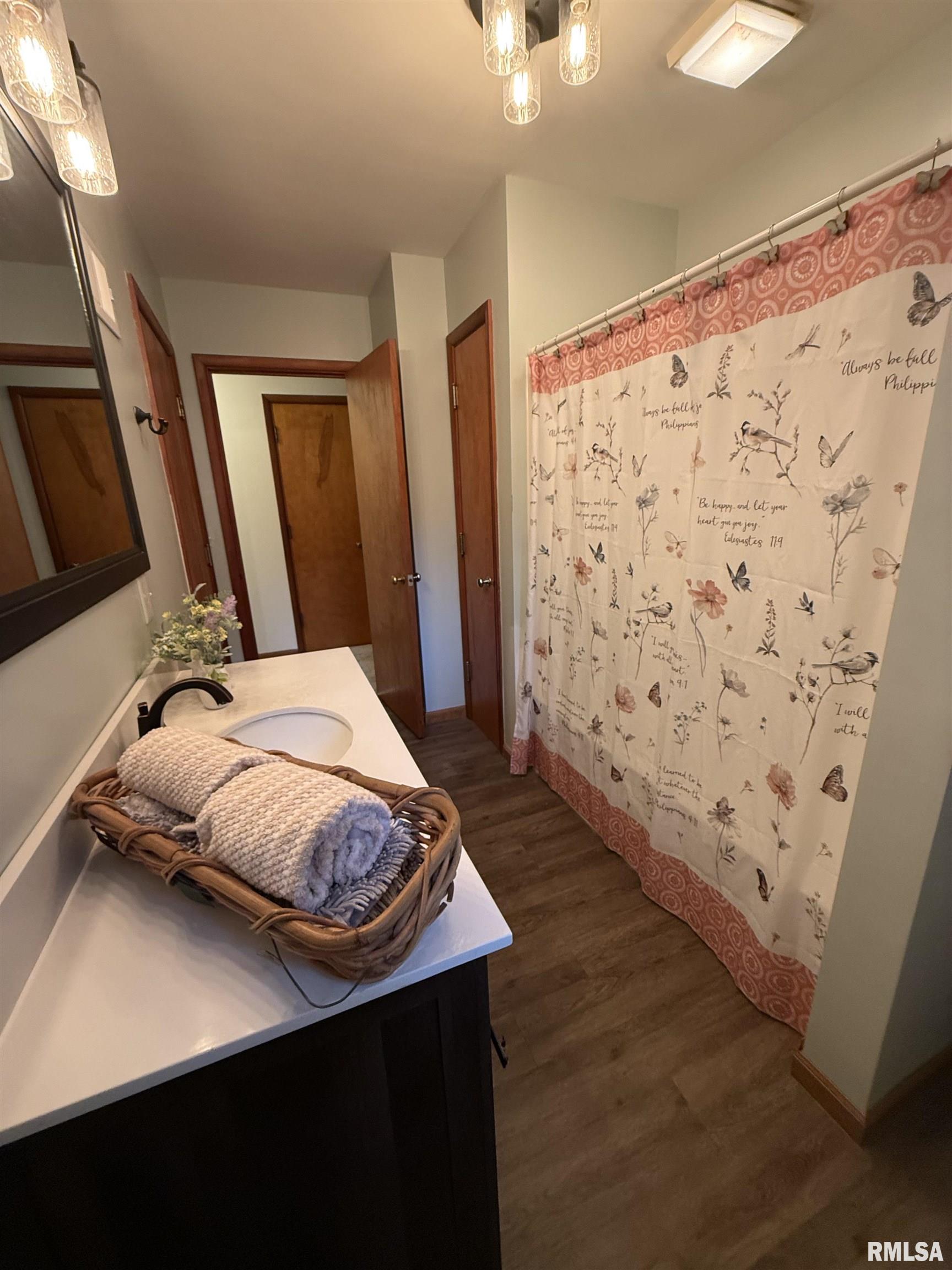 404 West Maple Avenue Ursa, IL 62376 - Photo 3 of 15