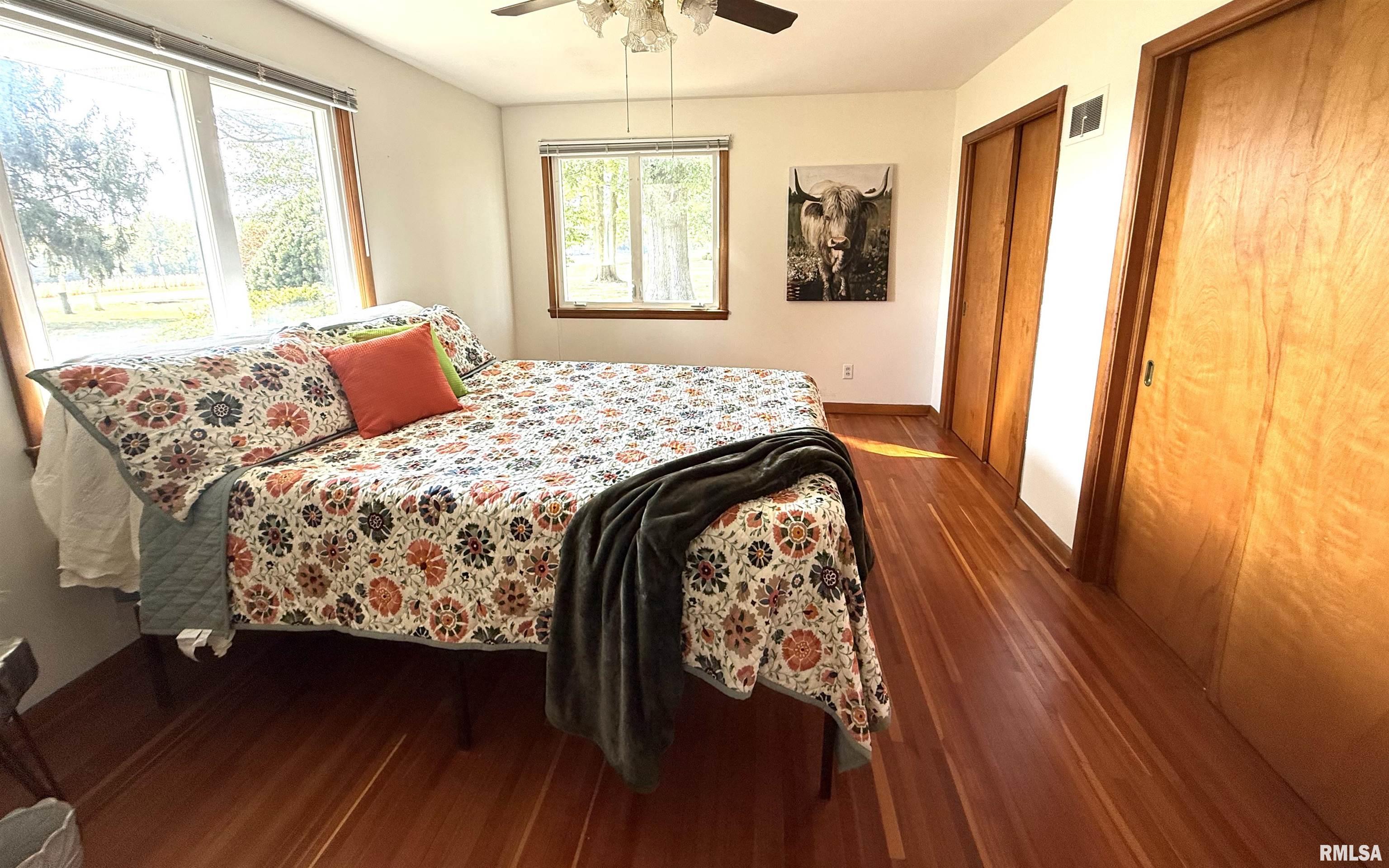 404 West Maple Avenue Ursa, IL 62376 - Photo 10 of 15