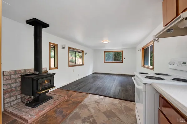 $1,595,000 | 750 Wagnon Road, Sebastopol, CA 95472