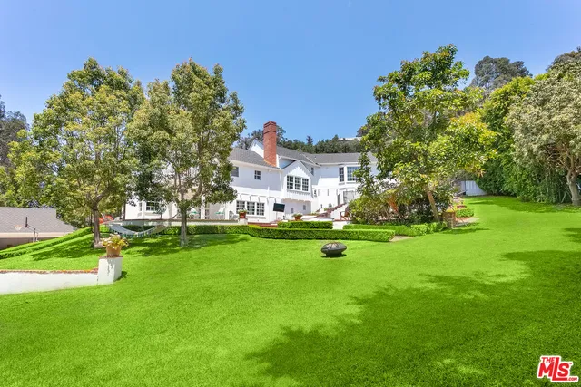 $6,395,000 | 657 North Saltair Avenue, Los Angeles, CA 90049