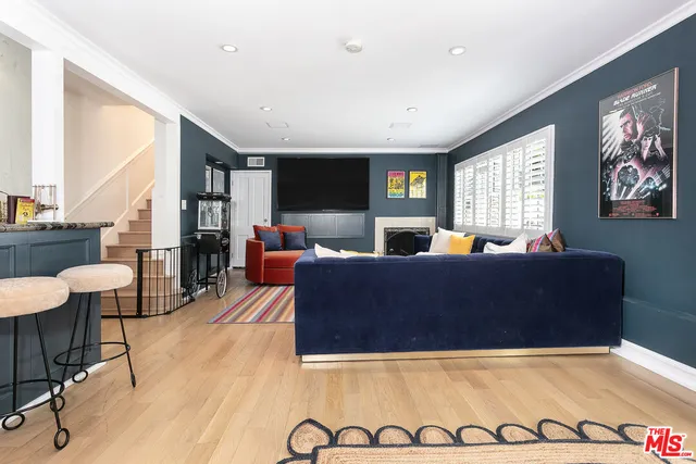 $6,395,000 | 657 North Saltair Avenue, Los Angeles, CA 90049