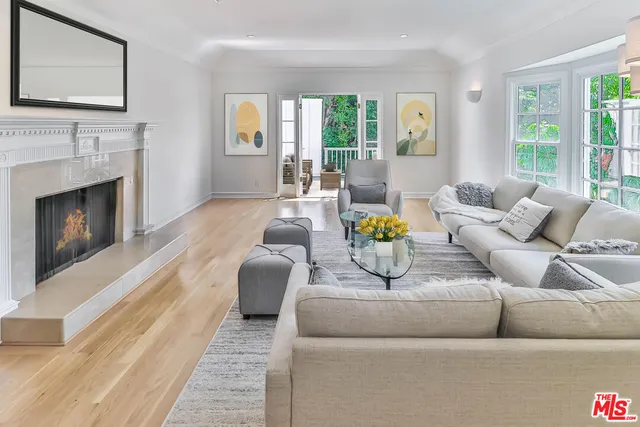 $6,395,000 | 657 North Saltair Avenue, Los Angeles, CA 90049