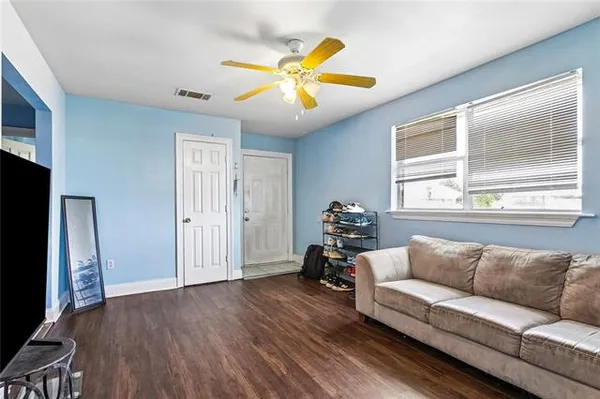 $259,900 | 8600 Patricia Street, Chalmette, LA 70043