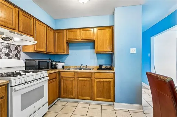 $259,900 | 8600 Patricia Street, Chalmette, LA 70043