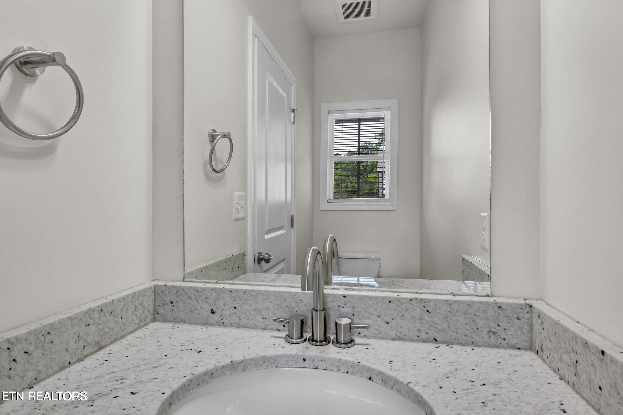 922 Lacy Court Sevierville, TN 37862 - Photo 6 of 25 IMG_0815