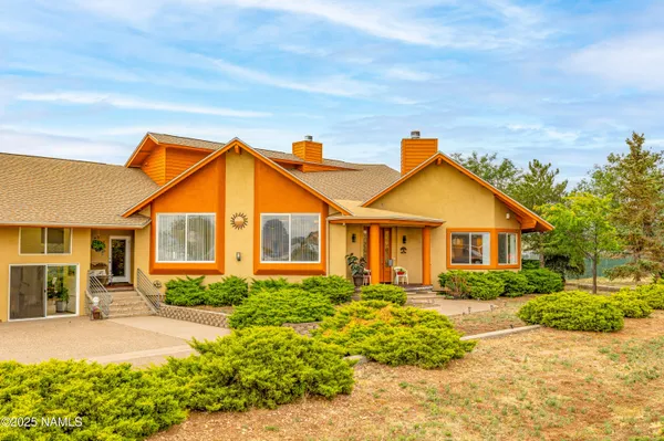 $1,050,000 | 10076 Roan Road, Flagstaff, AZ 86004