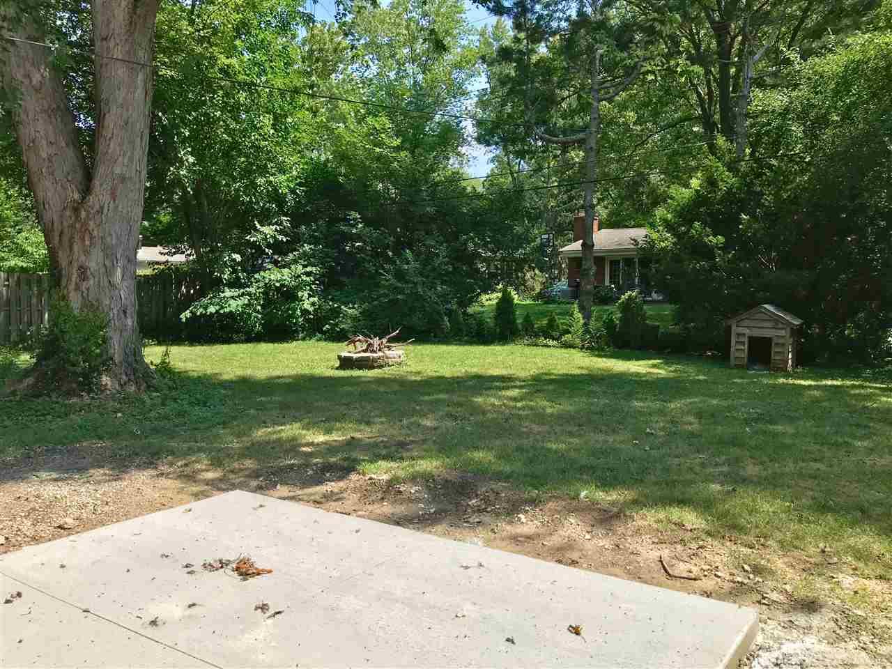 29814 Chelmsford Road Southfield, MI 48076 - Photo 7 of 26 31355848-6.JPG