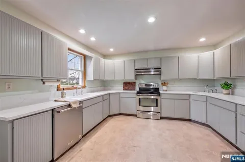 $790,000 | 26 Fischer Avenue, Nutley, NJ 07110