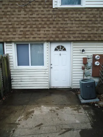 $164,900 | 5932 83rd Parkway North, Brooklyn Park, MN 55443