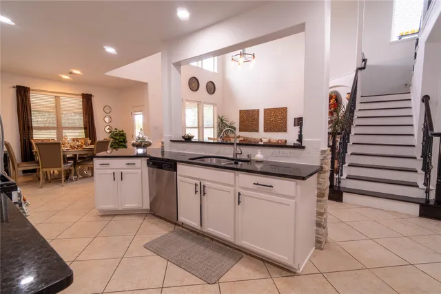 $434,900 | 402 Heatherton Hill Drive, Rosenberg, TX 77469