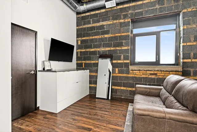 $1,500,000 | 1403 Ave C, Cloquet, MN 55720