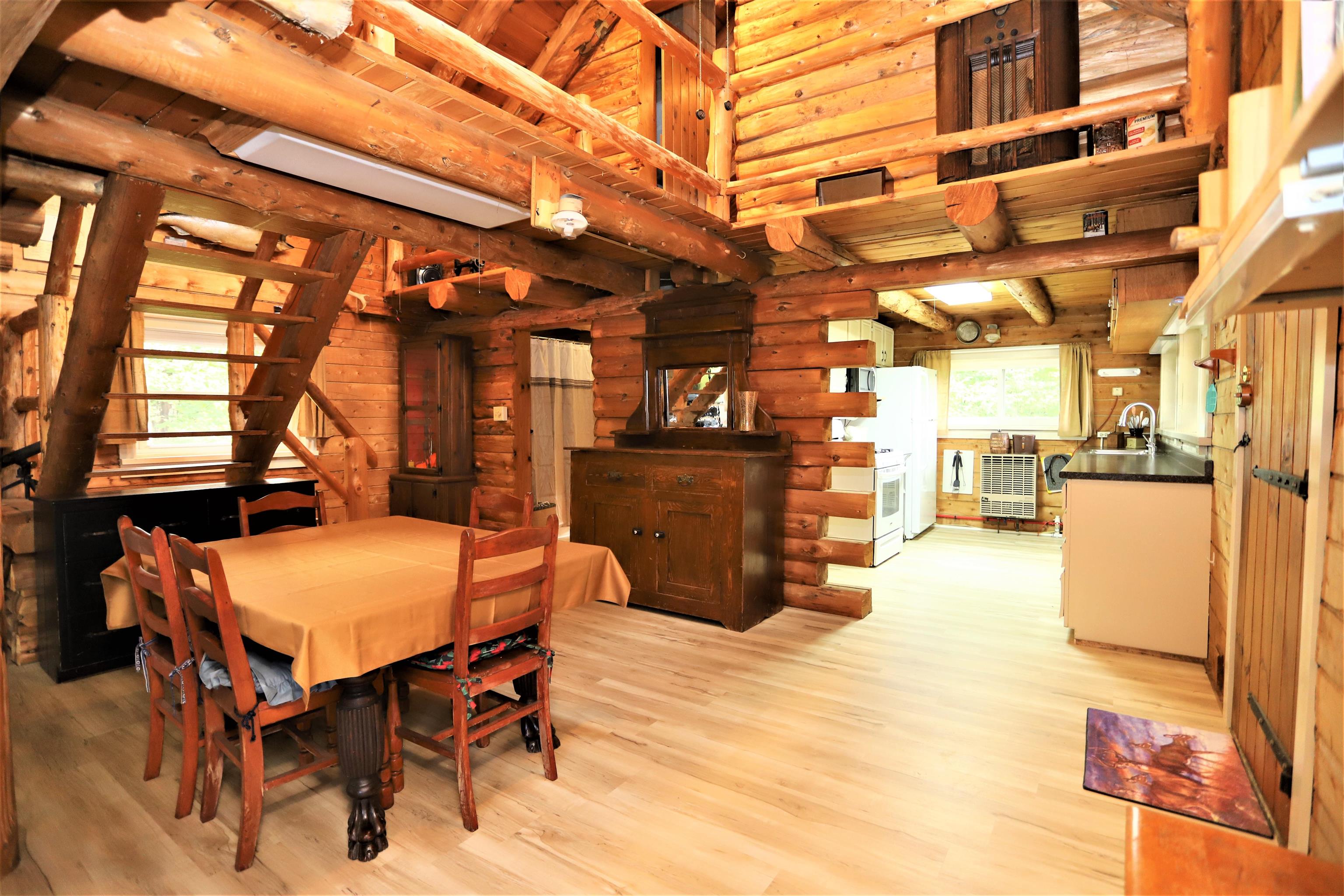 411 Maple Hill Road Holland, VT 05830 - Photo 3 of 40