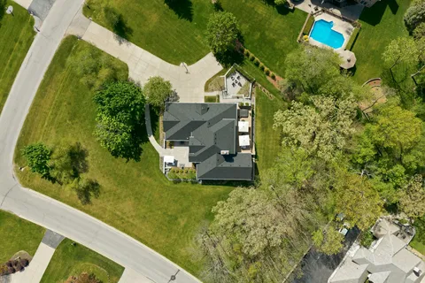 $1,449,000 | W307N2873 Fieldwood Drive, Delafield, WI 53072