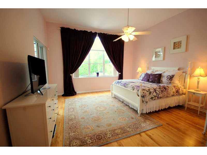 18536 Ocean Mist Drive Boca Raton, FL 33498 - Photo 17 of 30 Bedroom Master