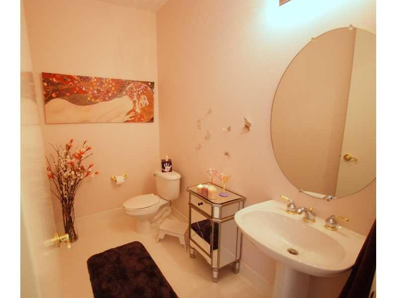 18536 Ocean Mist Drive Boca Raton, FL 33498 - Photo 23 of 30 Bathroom