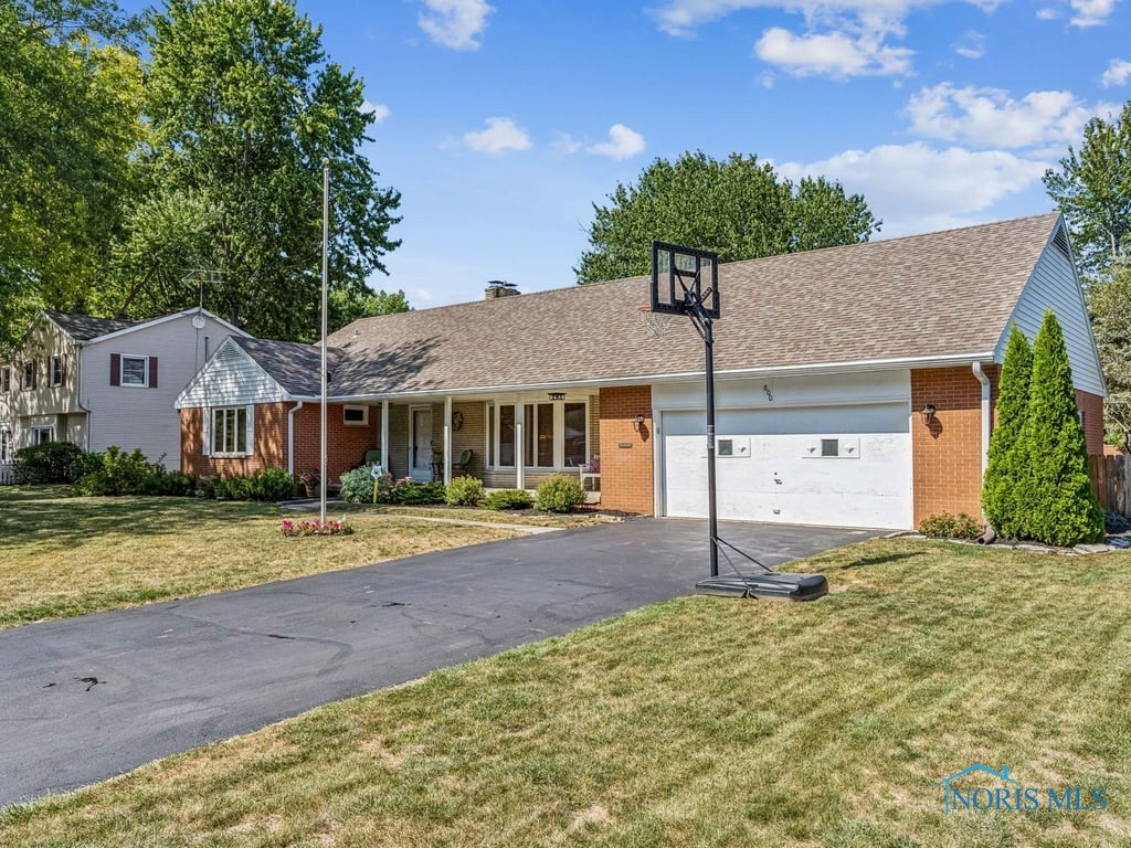800 Hawthorne Road Findlay, OH 45840 - Photo 4 of 45 Gallery Image 4