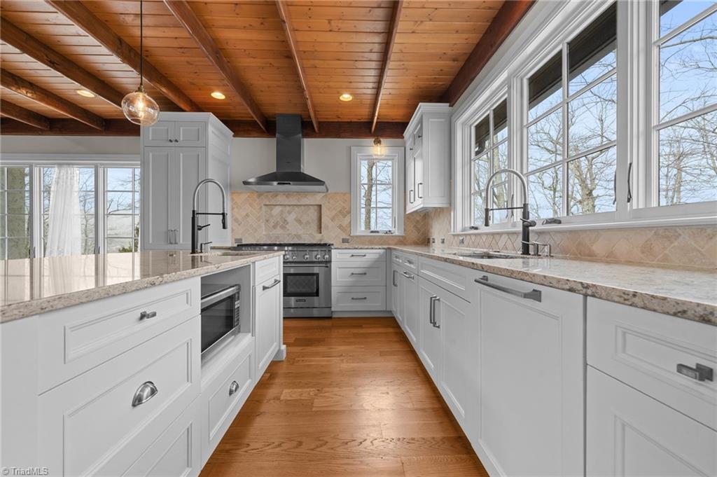 32 Crockett Ridge Road Black Mountain, NC 28711 - Photo 10 of 50 32 Crockett Ridge Rd Black Mountain NC 28711