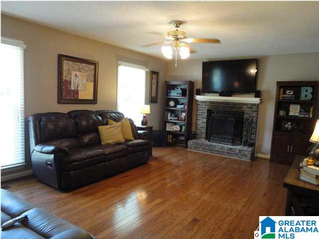1447 Hill Spun Road Alabaster, AL 35007 - Photo 8 of 32